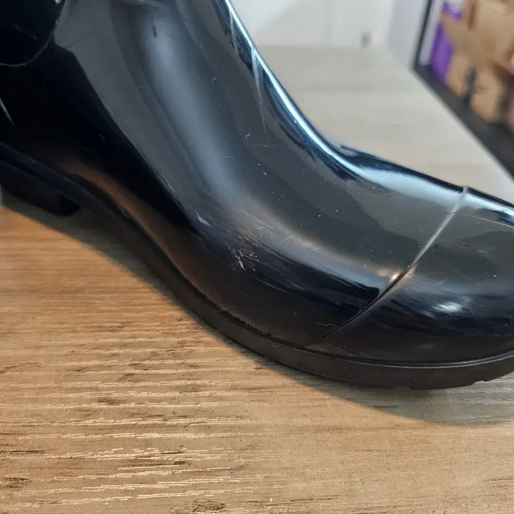 UGG Sienna Rain Boots Womens Size 8 Black Round Toe Pull On Glossy Tall